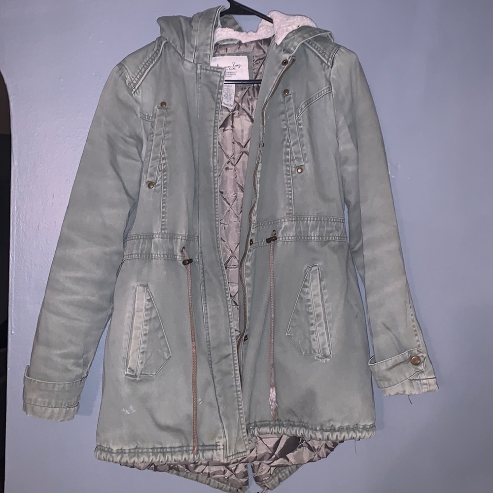 American rag jacket. Sized small. Army green. - Picture 1 of 8